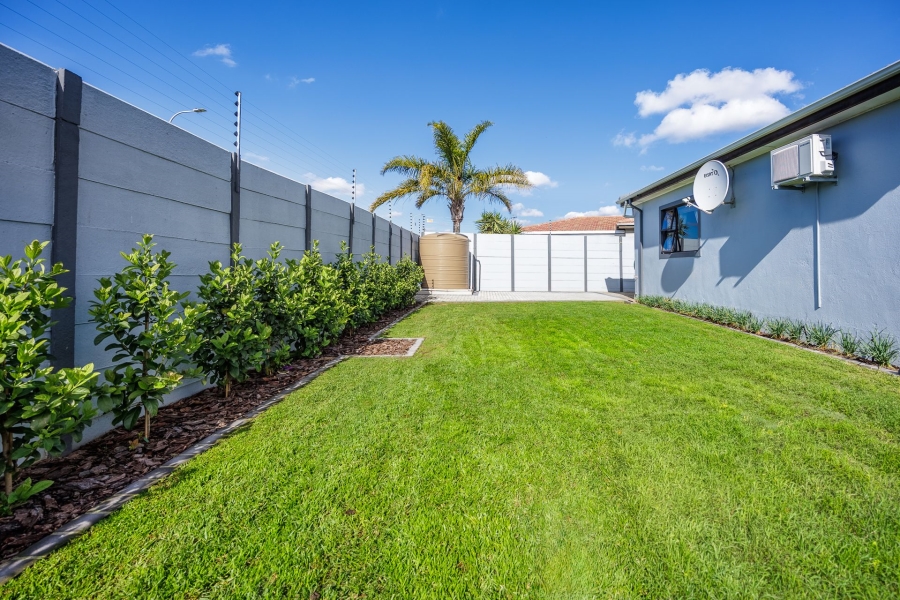 To Let 4 Bedroom Property for Rent in Wellway Park Western Cape